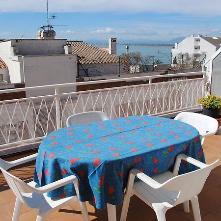 Apart Sylvie Roses Exterior foto